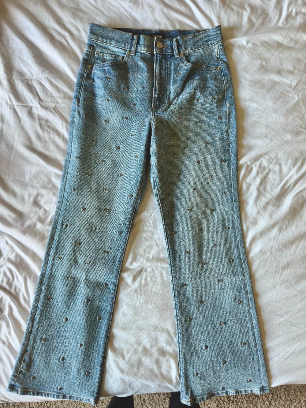 Express High Waisted Cropped Flare Jeans with Jewels Size 4